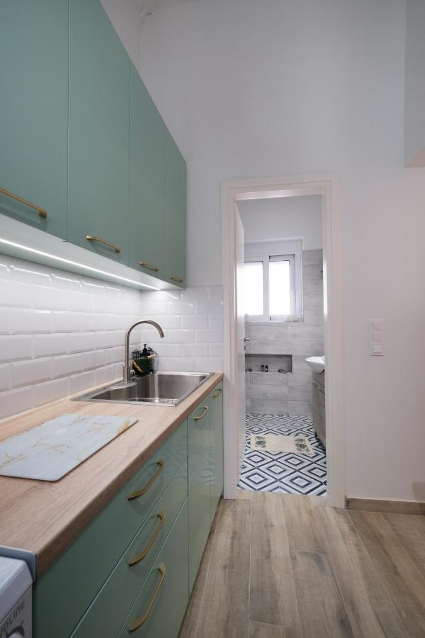 Piraiki Coastal Accommodation ピレウス エクステリア 写真