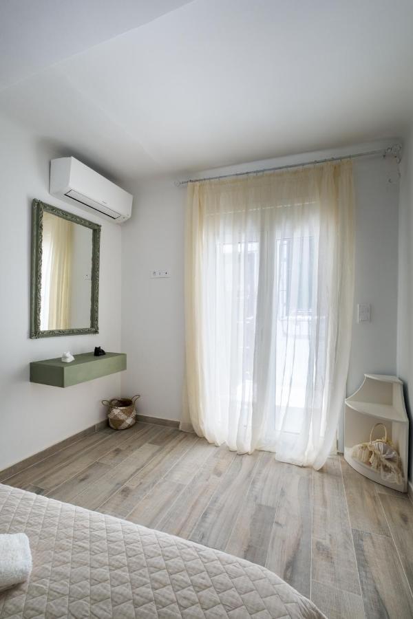 Piraiki Coastal Accommodation ピレウス エクステリア 写真